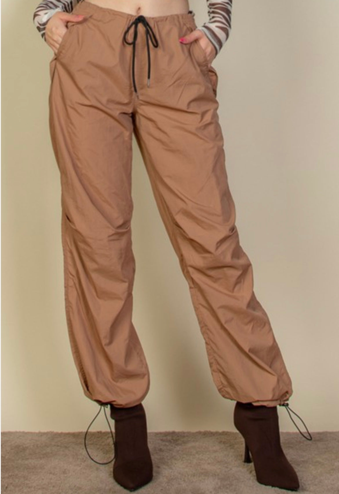 DRAWSTRING WAIST PARACHUTE PANTS